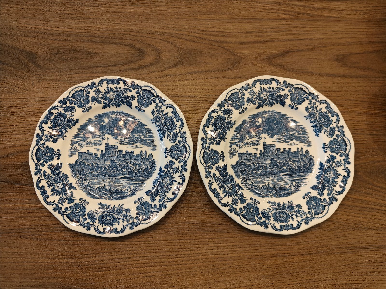 2 Royal tableware windsor castle ontbijtborden, Antiek en Kunst, Ophalen