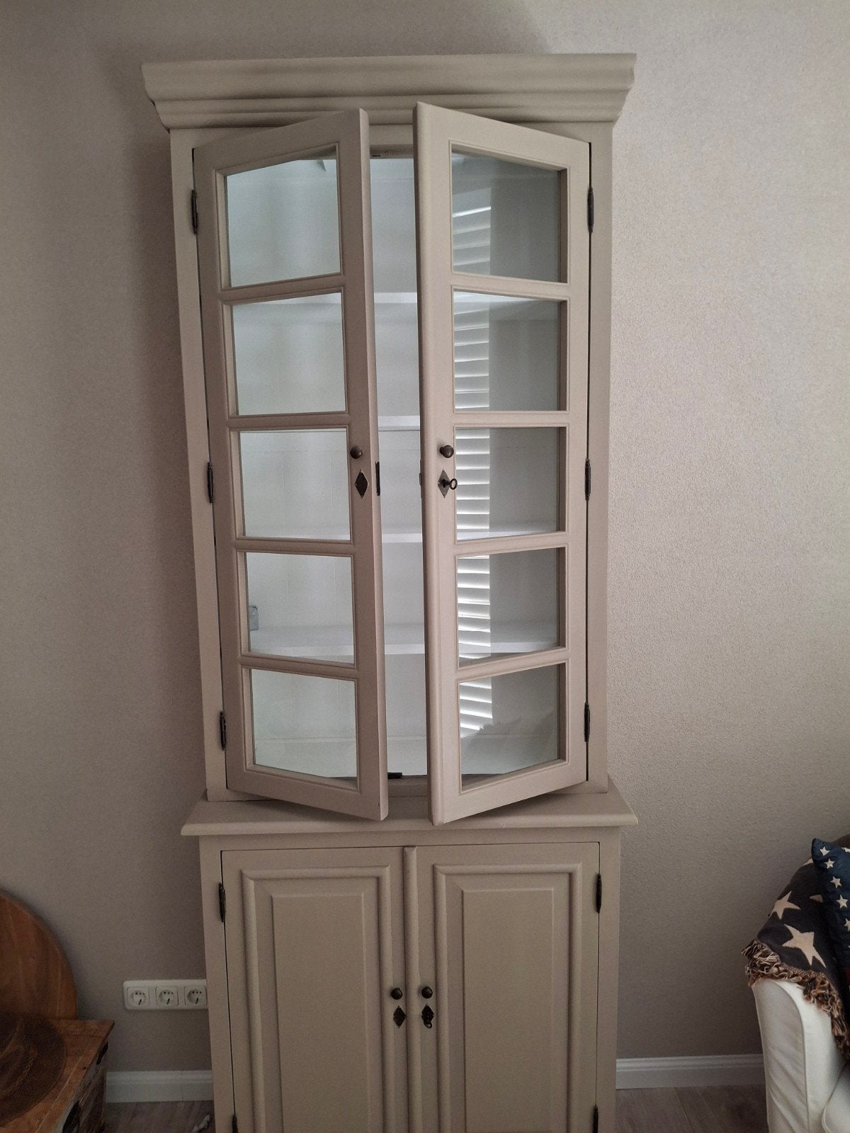 Vitrine kast 23088cm, Huis en Inrichting, Ophalen, Met deur(en), 200 cm of meer, 50 tot 100 cm