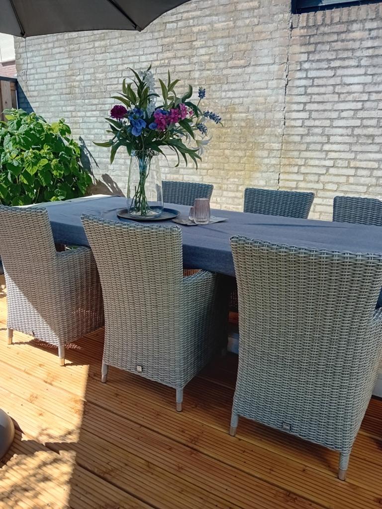 6 Wicker tuinstoelen met armleuning - Pure Collection, Tuin en Terras, Gebruikt, 6 zitplaatsen, Ophalen of Verzenden, Wicker