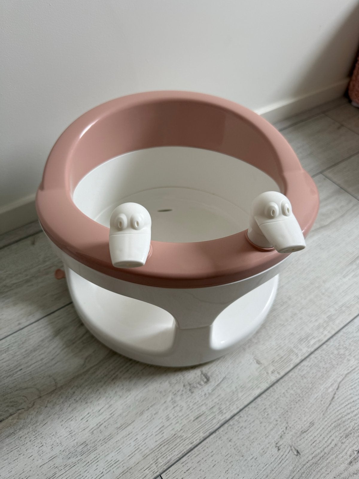 Bébé-jou Badzitje Roze - Veilig en Comfortabel, Kinderen en Baby's, Badjes en Verzorging, Ophalen of Verzenden, Nieuw, Badzitje of Badring