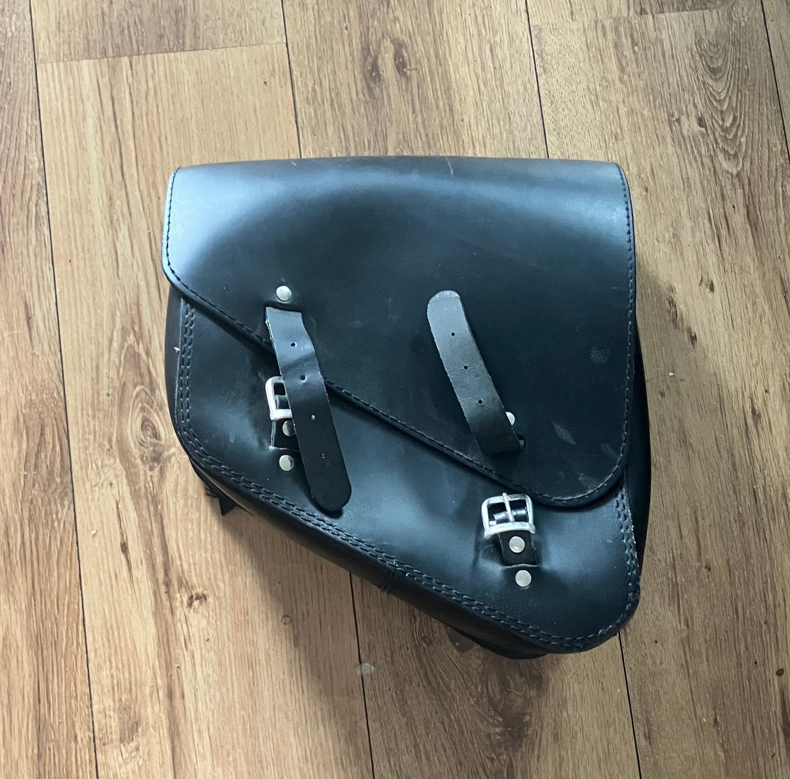 Te koop leren zijtas custom chopperfiets / chopper motor, Ophalen of Verzenden, Zo goed als nieuw