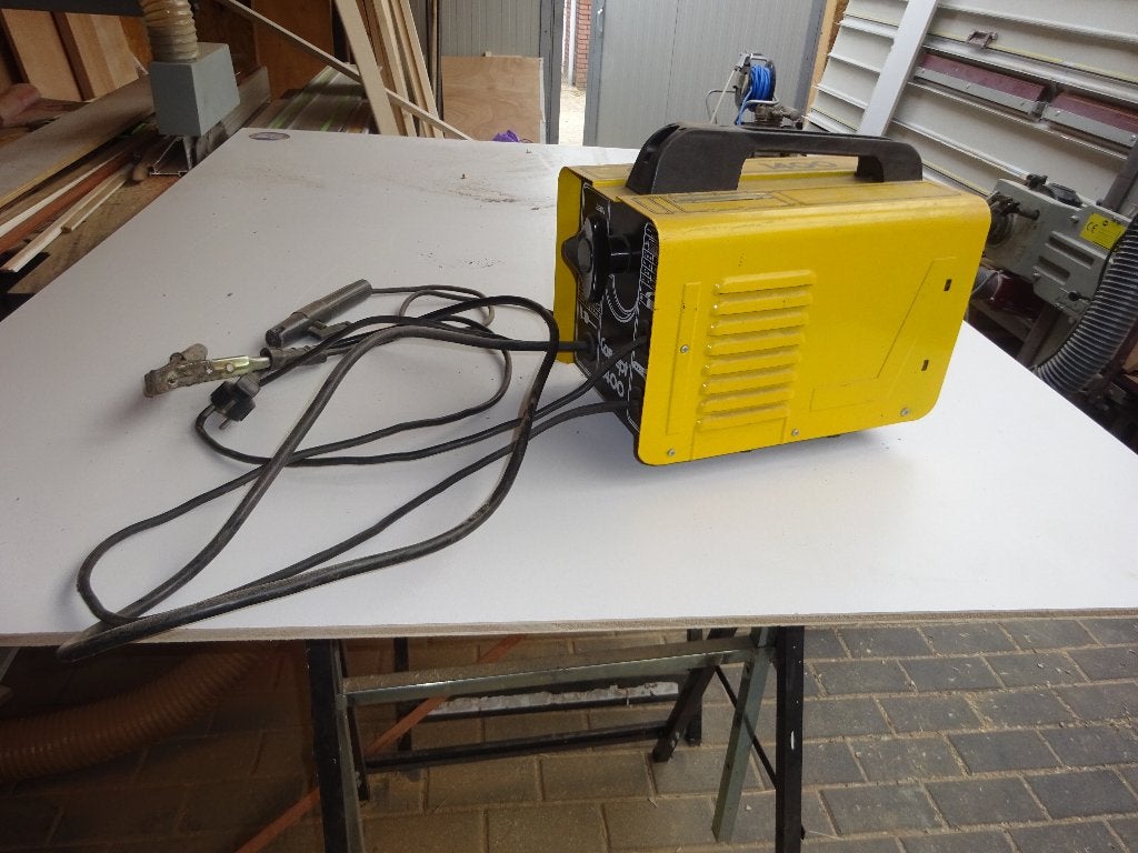 lasapparaat concept 1400 ,  220 v, Ophalen, Gebruikt, 150 tot 250 ampère, Elektroden