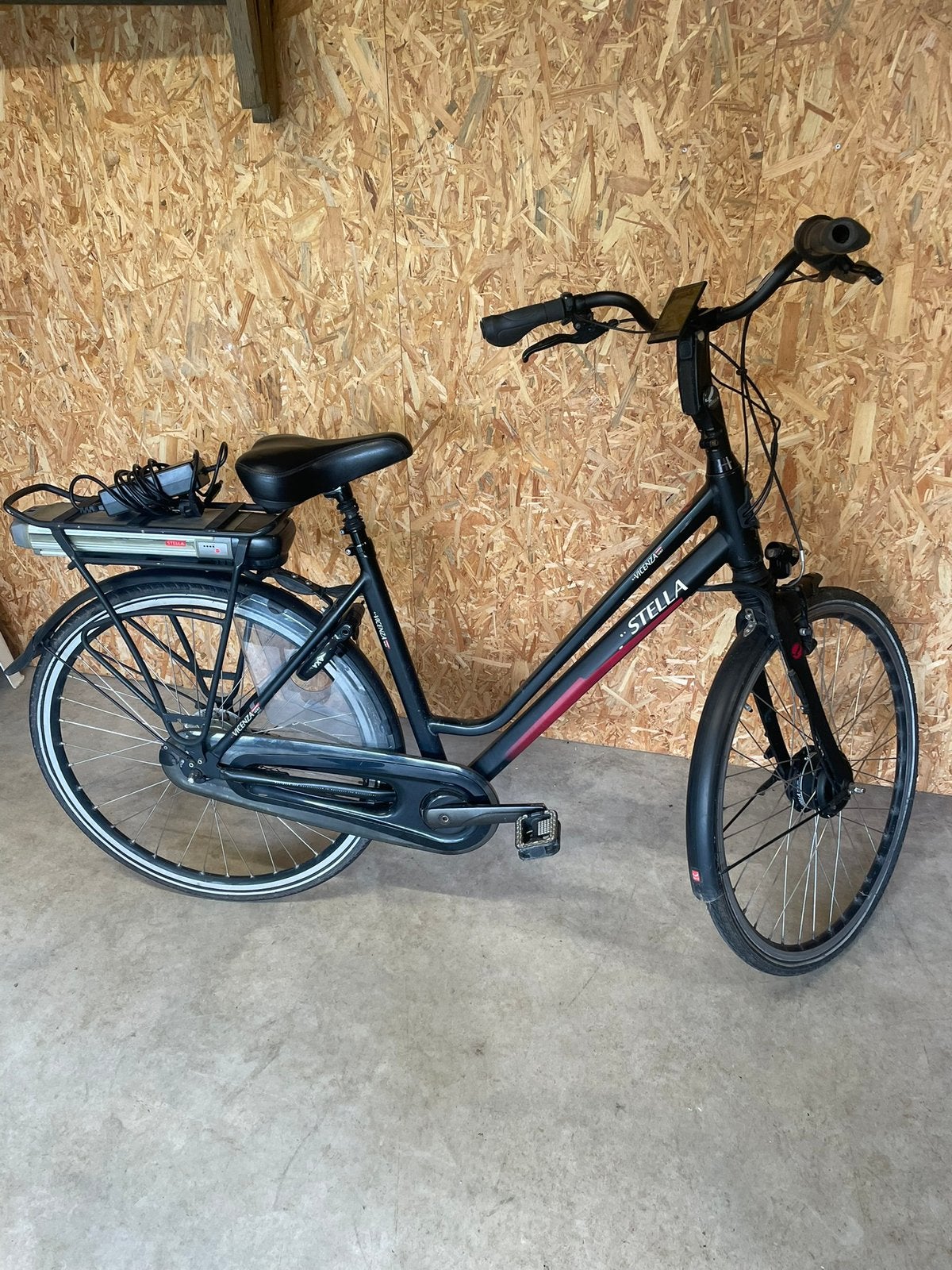 Stella Vicenza elektrische fiets defect, Fietsen en Brommers, Elektrische fietsen, Ophalen, Gebruikt, Overige merken