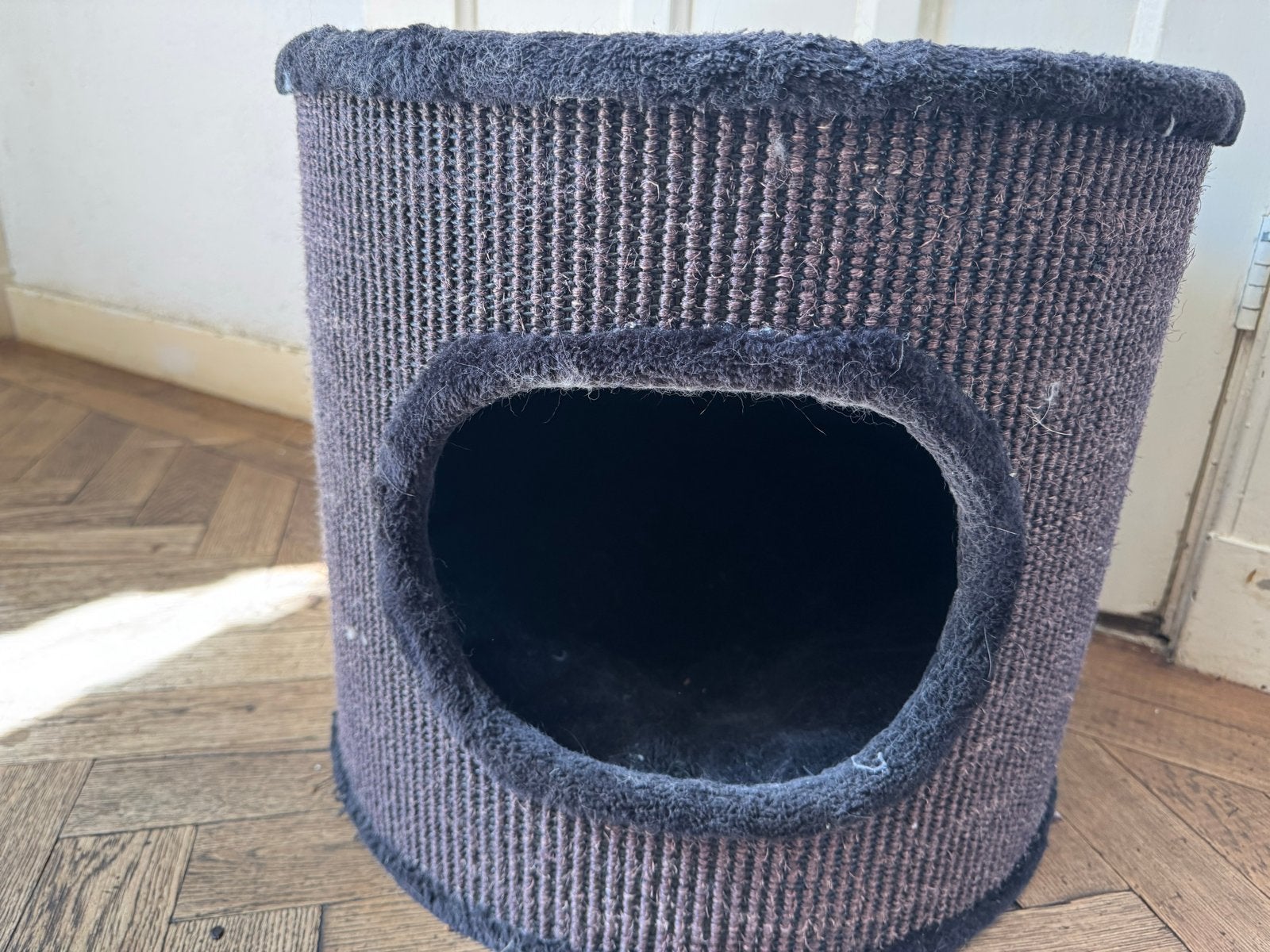 Te koop PetRebels Kattenmand donkerbruin/zwart, Ophalen, Riet