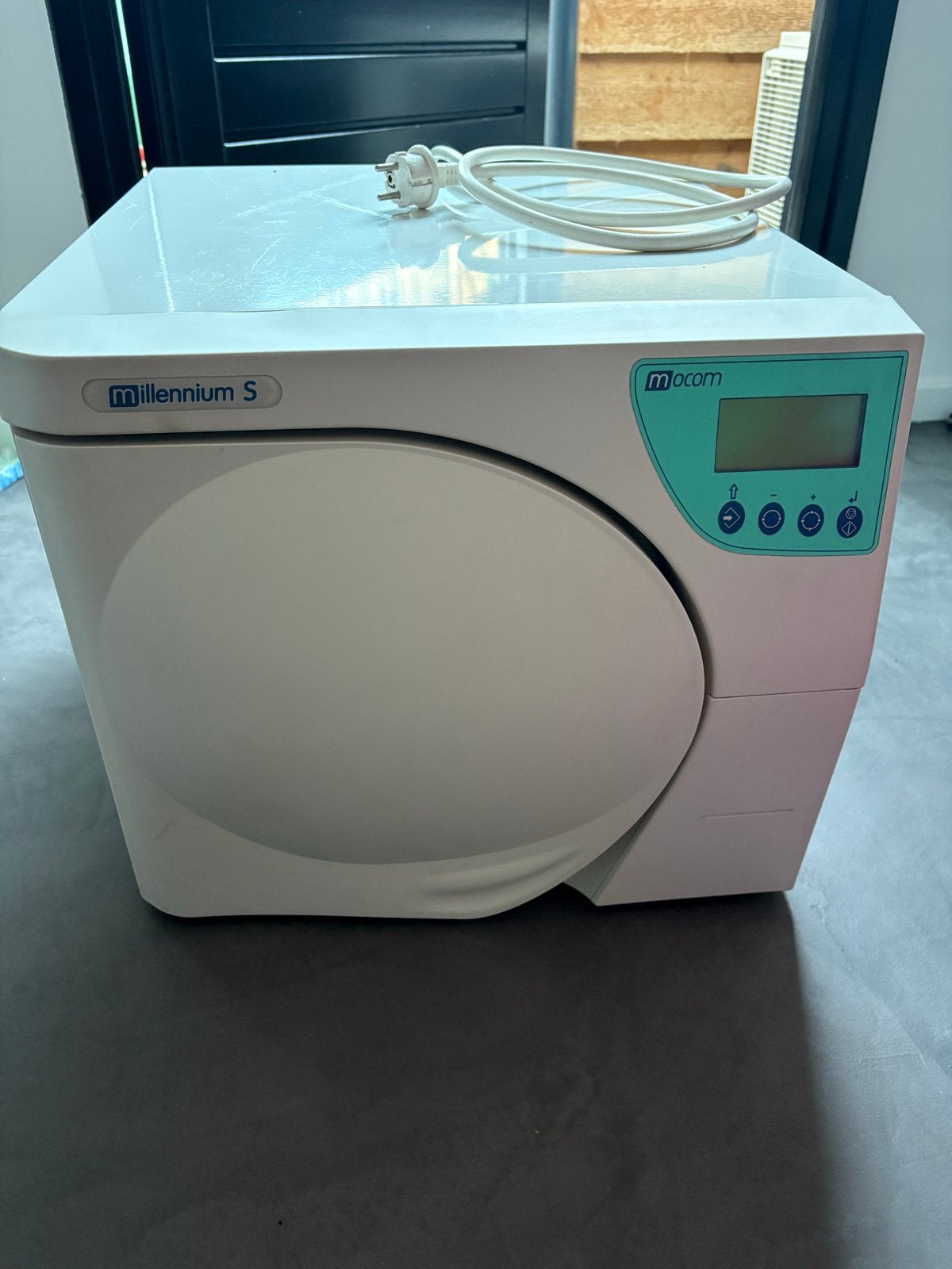 Mocom Millennium S Autoclaaf, Ophalen, Gebruikt