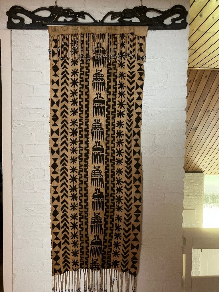 Handgeweven Mali Bogolan Mud- / Modderdoek met doekhouder., Wanddecoratie, Textiel, Afrika, Ophalen of Verzenden