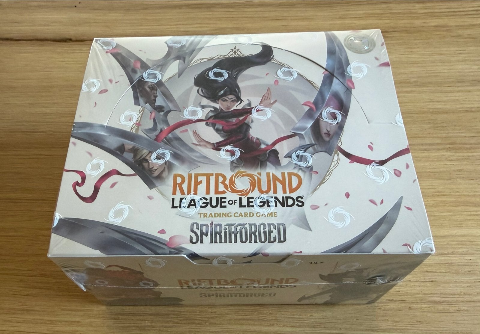 Riftbound League of Legends TCG Spiritforged Boosterbox, Ophalen of Verzenden, Nieuw, Boosterbox