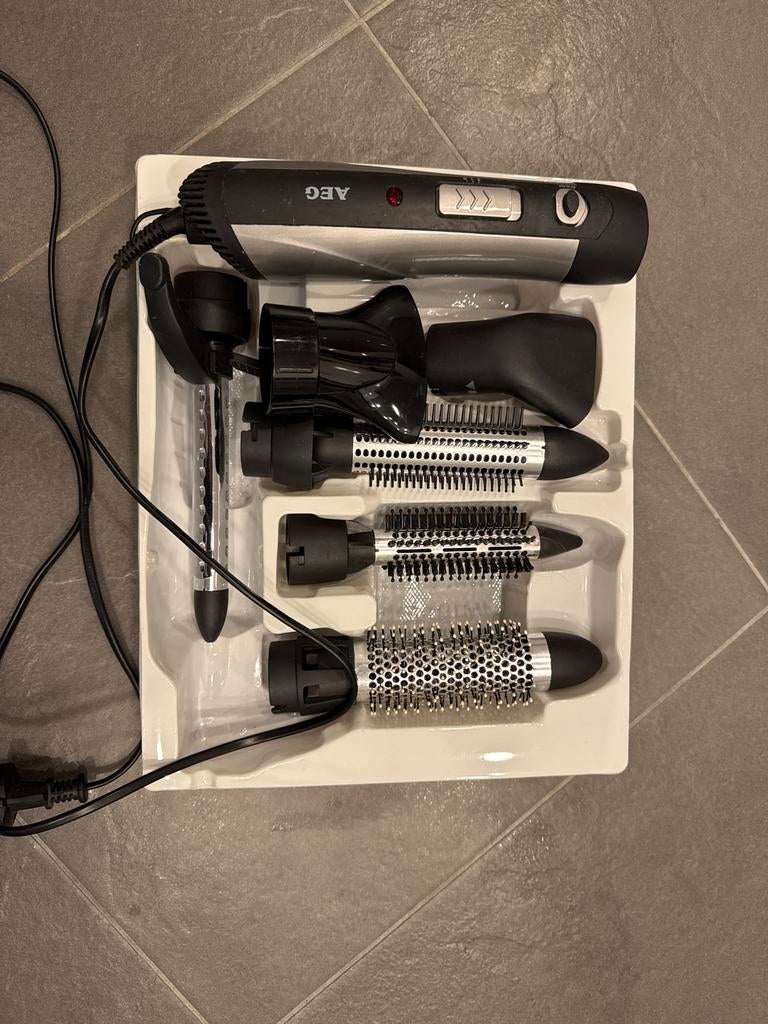 AEG HAS 5582 Föhnborstelset - Haarstyling, Ophalen of Verzenden, Gebruikt, Haarverzorging