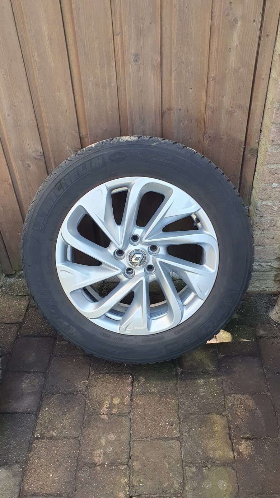Set lichtmetalen velgen Renault 18 inch met winterbanden, Ophalen, 18 inch, Gebruikt, Velg(en)