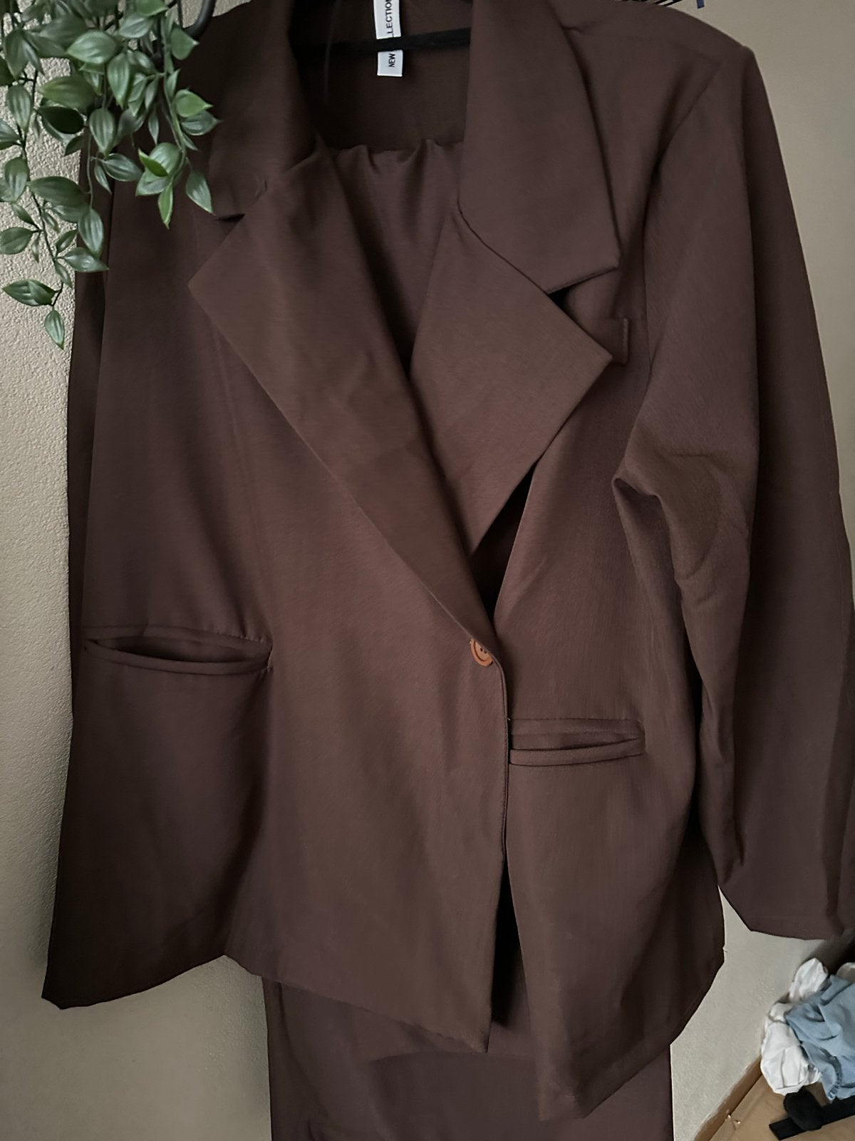 Bruin damespak - Jasje en broek, Maat 38/40 (M), Kostuum of Pak, Bruin, Ophalen of Verzenden