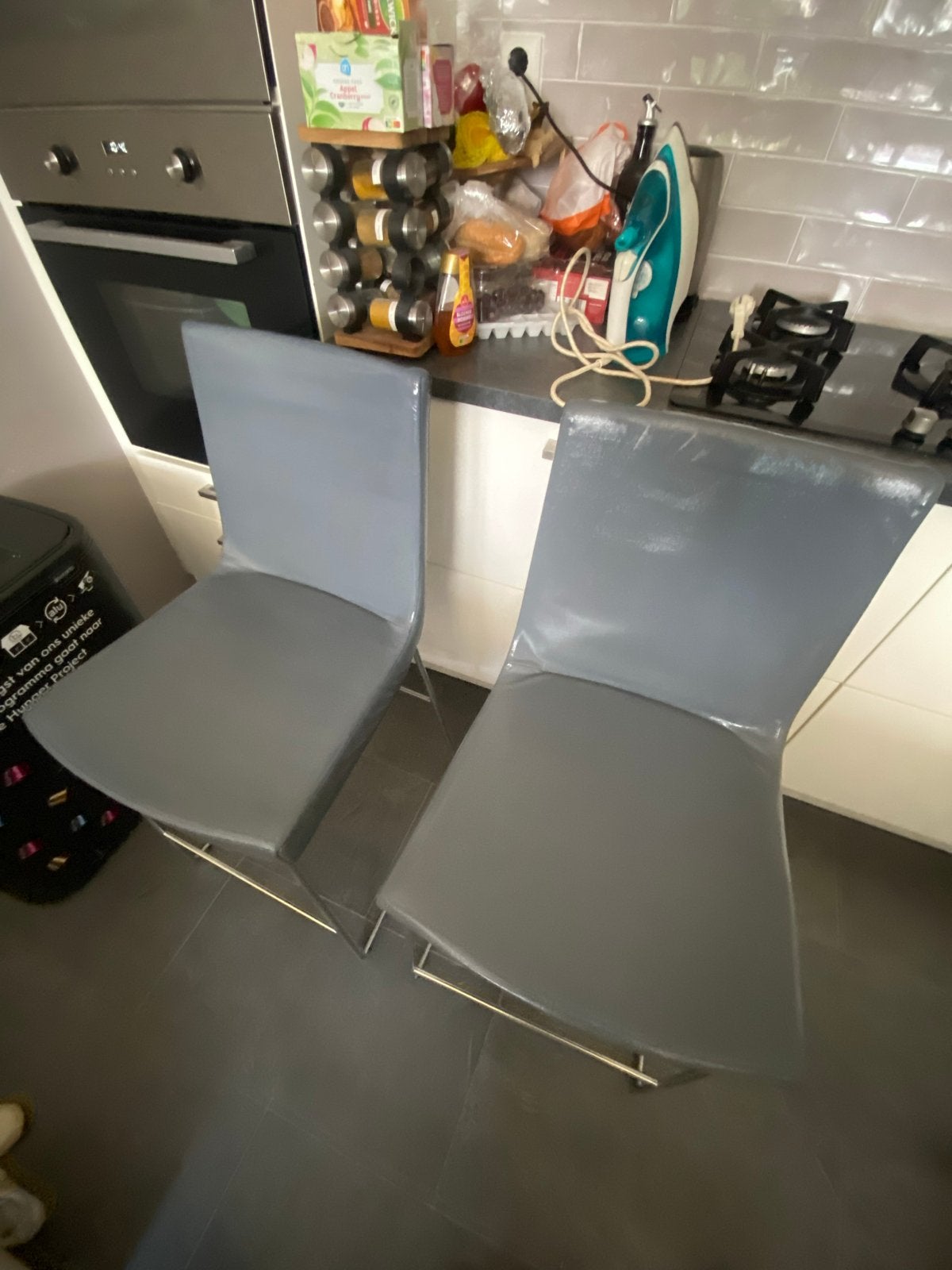 Set van 5 Montis grijze leren (semi hoge) barkrukken, Ophalen, Zo goed als nieuw, Metaal, Vijf, Zes of meer stoelen
