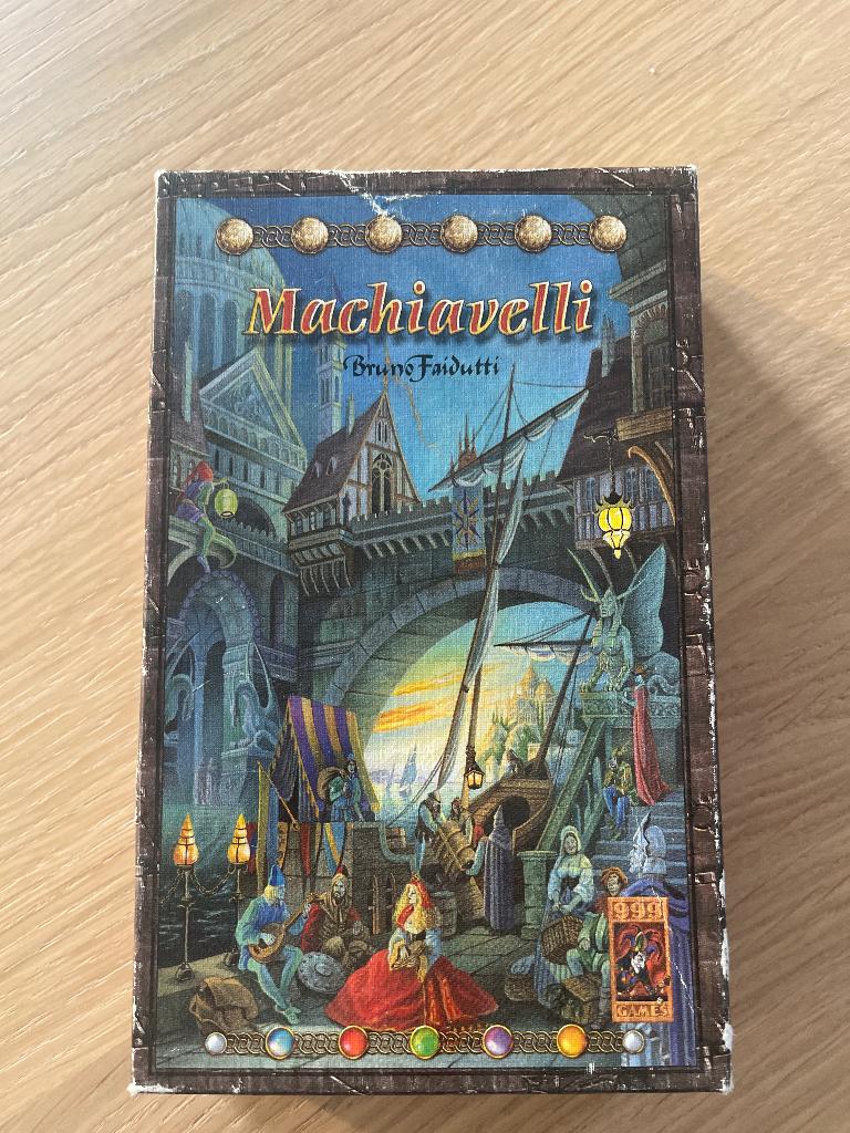 Machiavelli spel, Vijf spelers of meer, Ophalen, Gebruikt, 999 games
