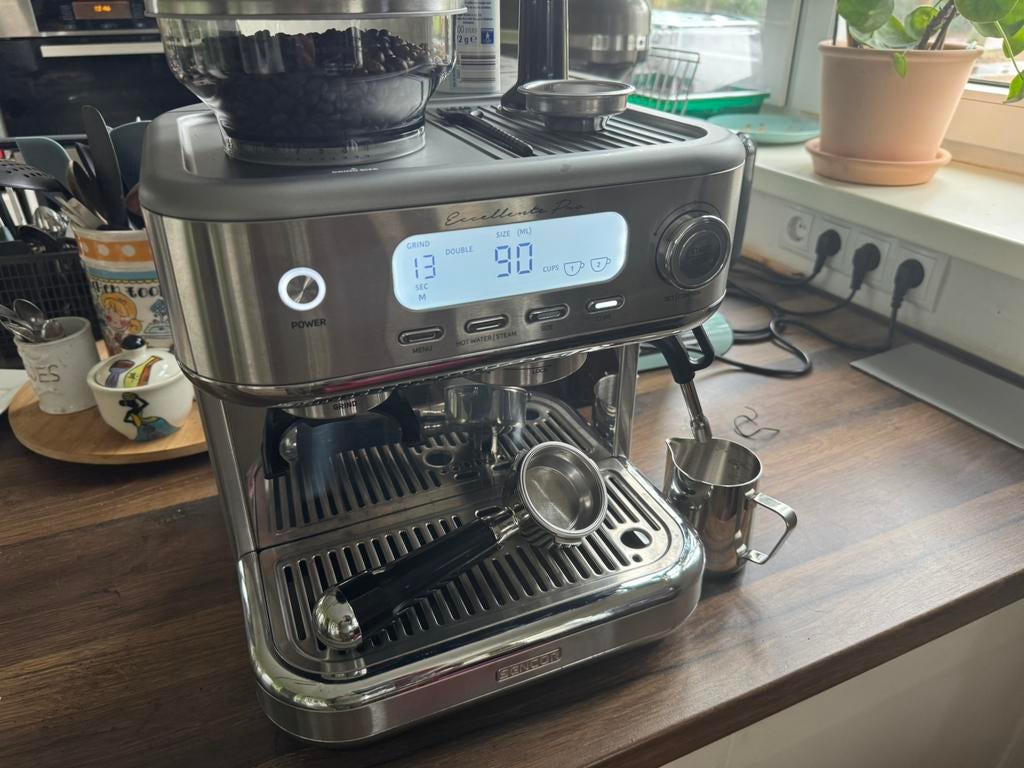 Espressomachine  Sencor ExcellencePro, Ophalen, Espresso apparaat, Koffiebonen, Zo goed als nieuw