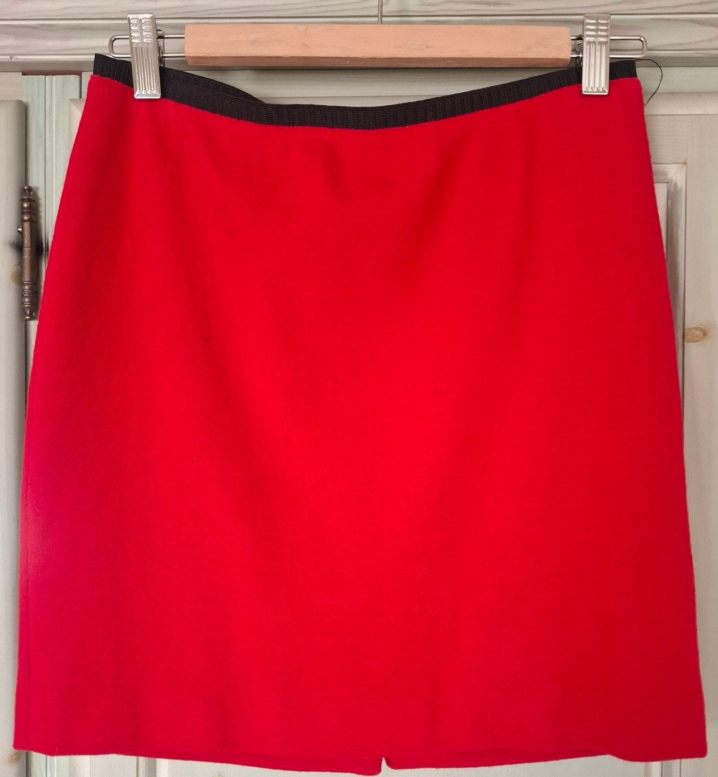 Marc Cain rode korte rok van wol en kasjmier, Kleding | Dames, Marc Cain, Ophalen of Verzenden, Zo goed als nieuw, Maat 36 (S)