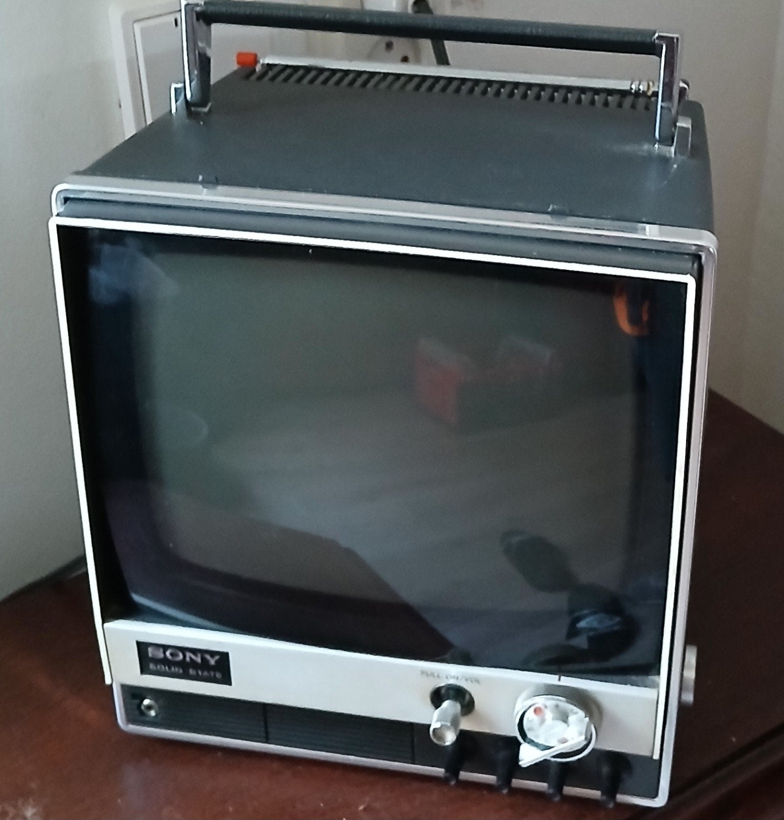 Sony TV 900 UET vintage zwart/wit tv, Audio, Tv en Foto, Vintage Televisies, Ophalen of Verzenden, Gebruikt, 40 tot 60 cm, Sony