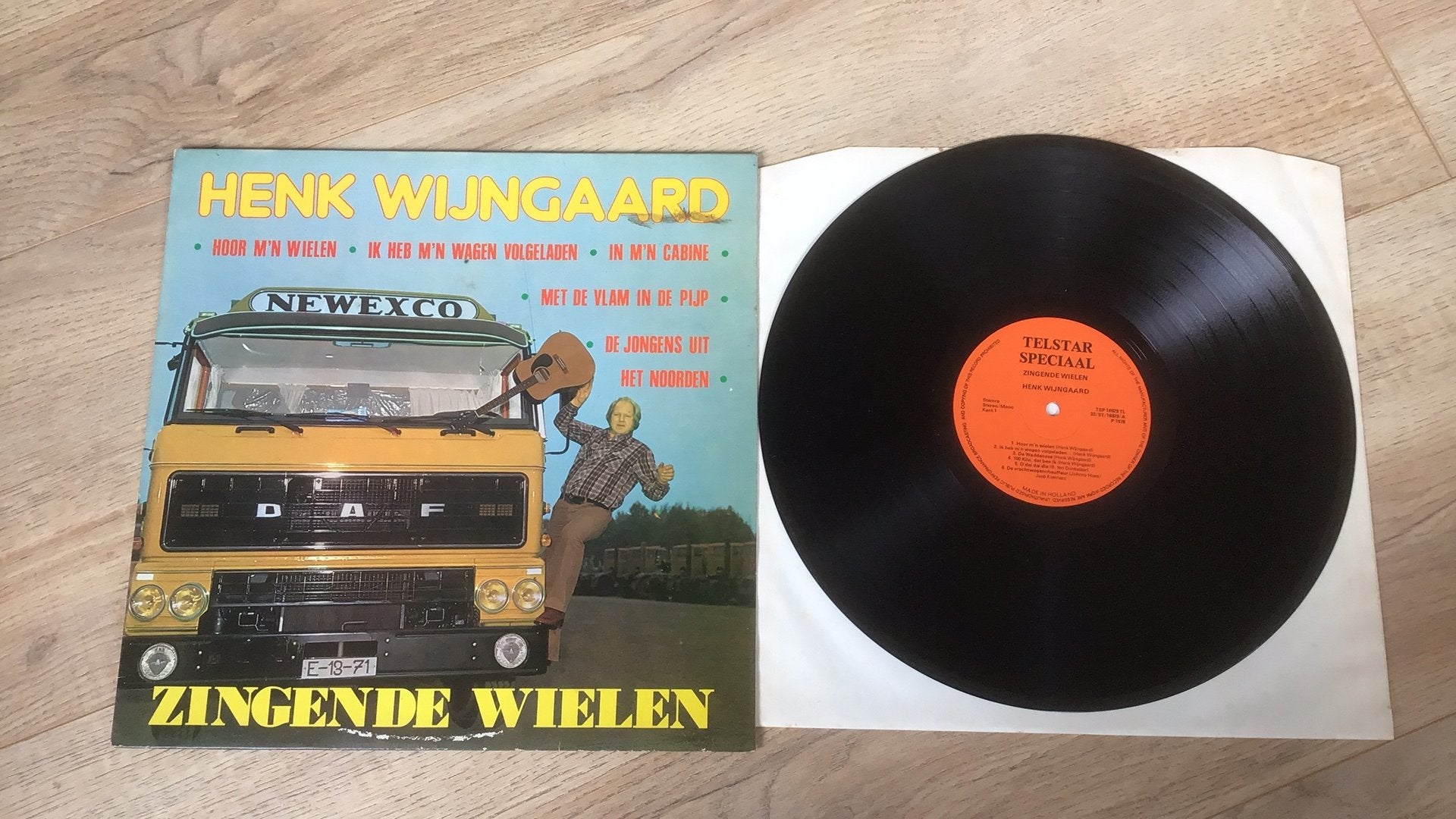 Mooie Lp Henk Wijngaard, Ophalen of Verzenden, Zo goed als nieuw, 12 inch, Levenslied of Smartlap