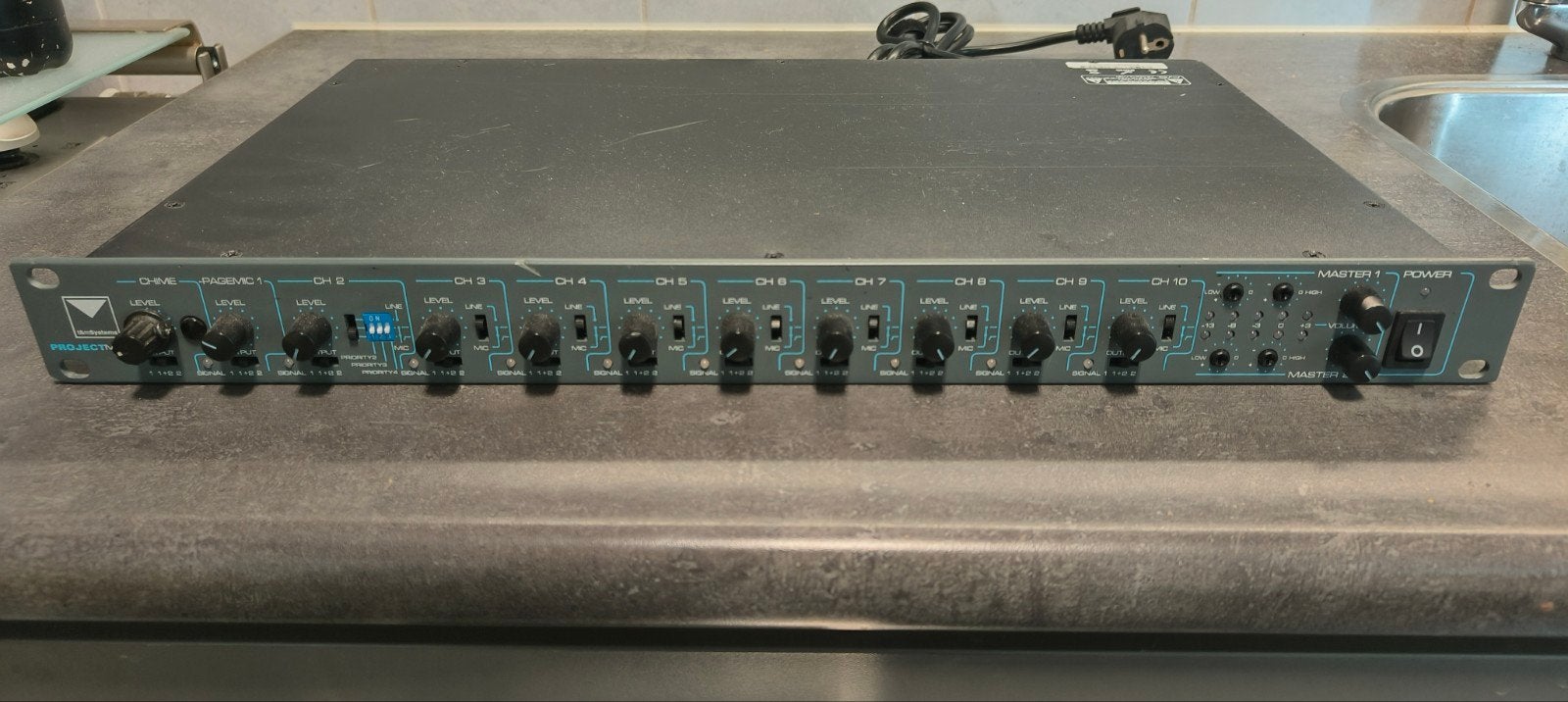ProjectMix 10-kanaals mixer 19" rackmount, Ophalen of Verzenden, Gebruikt, 5 tot 10 kanalen, Microfooningang