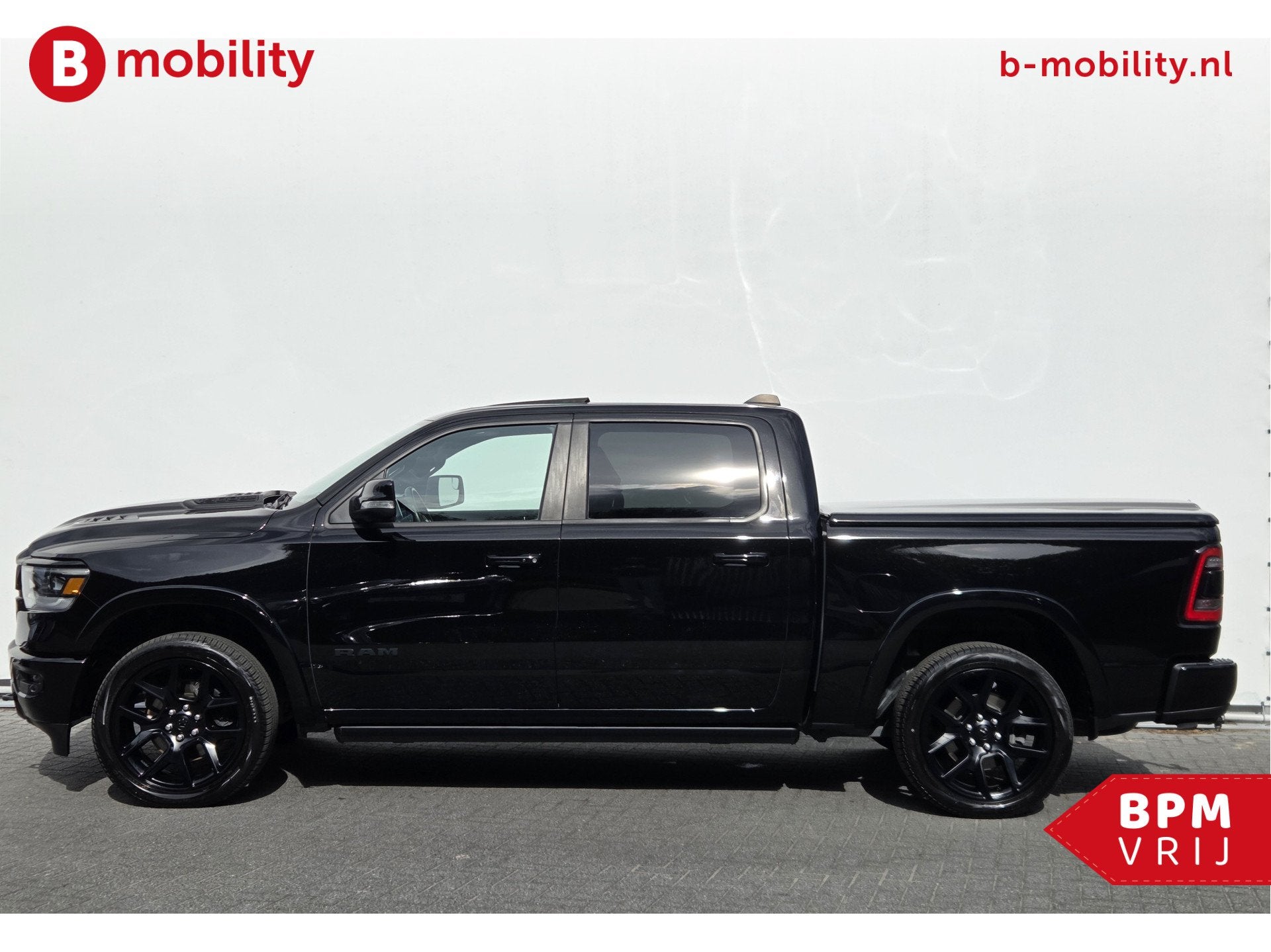 Dodge Ram 1500 5.7 V8 4x4 Crew Cab Laramie LPG Luchtvering T, Auto's, Automaat, 2361 kg, Gebruikt, 5654 cc