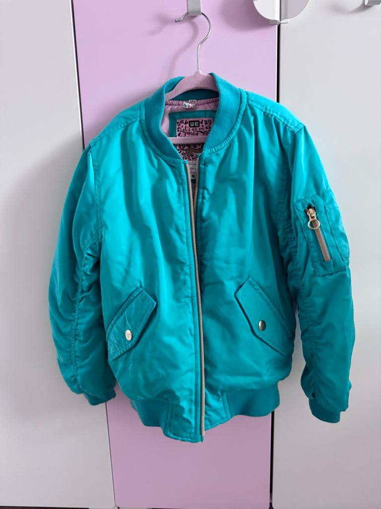 Stoere turquoise bomberjack voor kinderen 122-128, Ophalen of Verzenden, Zo goed als nieuw, Maat 34 (XS) of kleiner, Jack