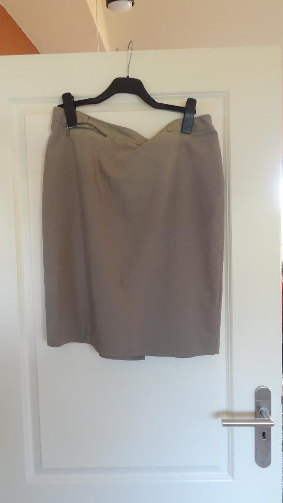 leuke rok , maat 44 , IZGS , merk Miss Etam , met GRATIS, Kleding | Dames, Rokken, Beige, Maat 42/44 (L), Ophalen of Verzenden
