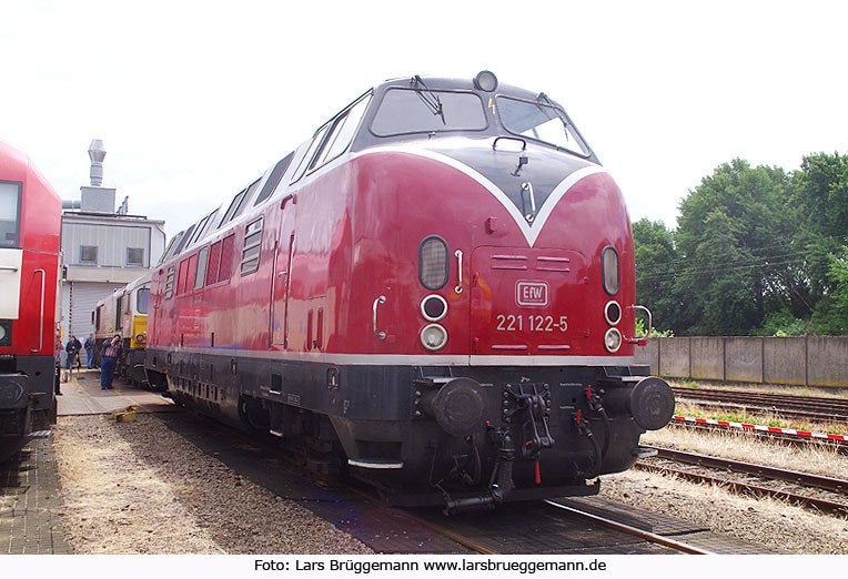 MARKLIN 3682 Duitse stoere dieselloc serie 221 DB top, Dig., Hobby en Vrije tijd, Wisselstroom, Locomotief, Nieuw, Ophalen of Verzenden