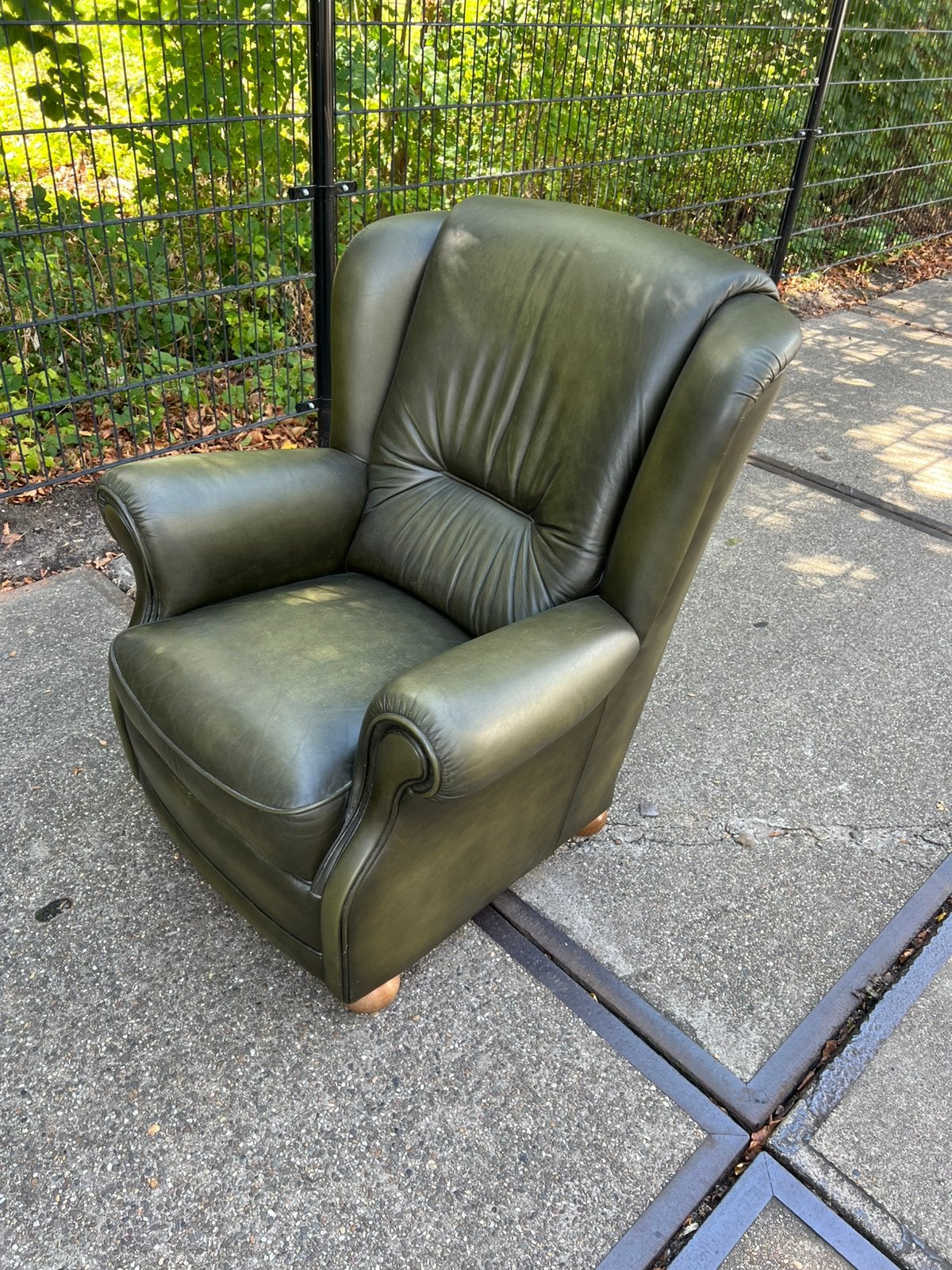 Groen leren fauteuil aangeboden, Ophalen, Zo goed als nieuw, 50 tot 75 cm, Leer