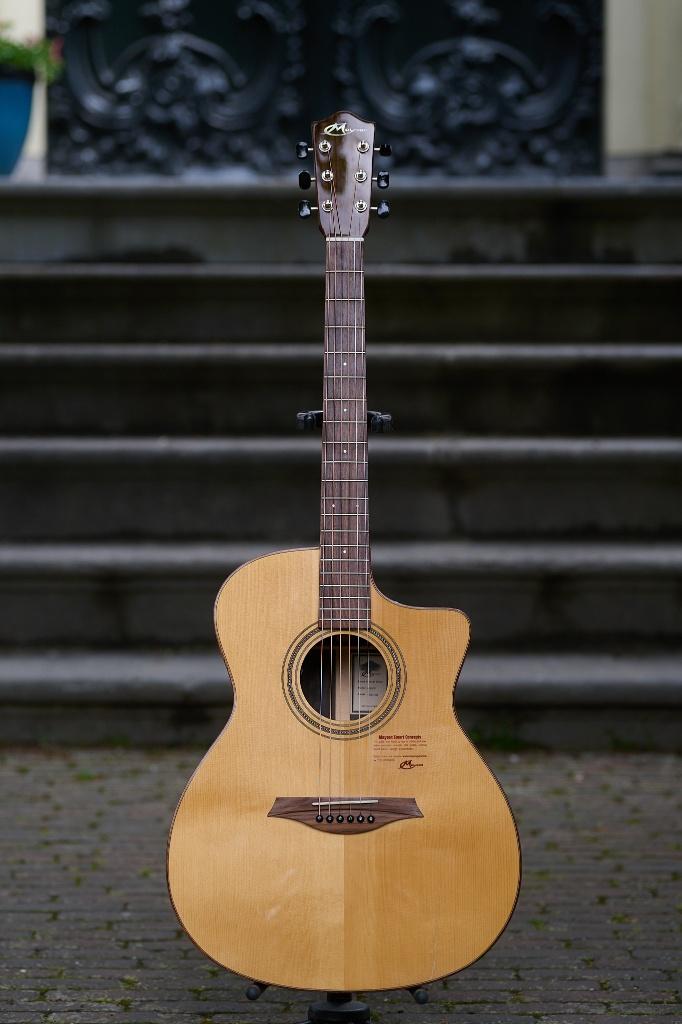 Mayson M5/SCE, Met (piezo-)element, Ophalen of Verzenden, Zo goed als nieuw, Info@zjonsguitarstore.nl