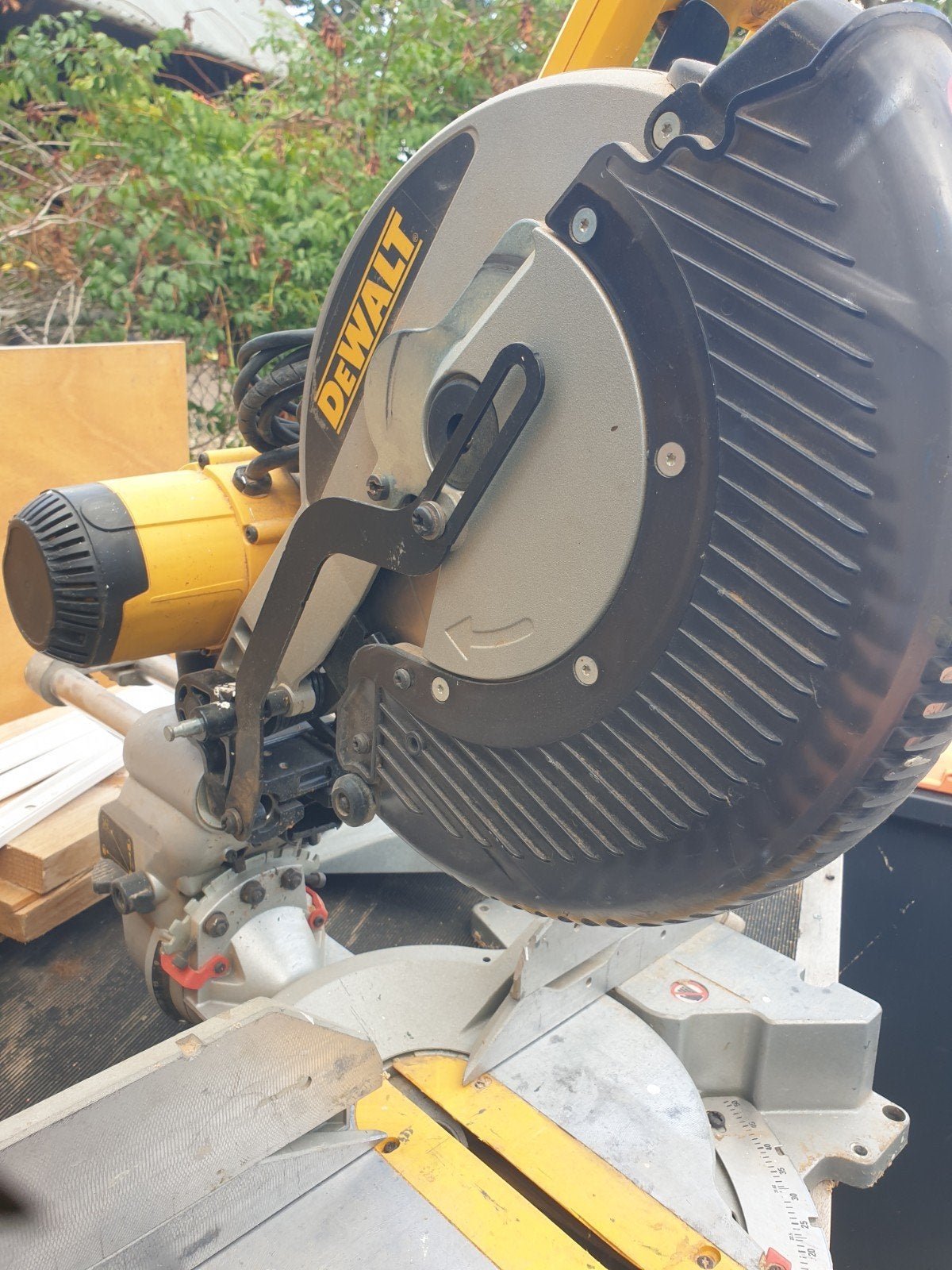 te koop Dewalt afkortzaag DW718 qs, Ophalen, Afzuiger