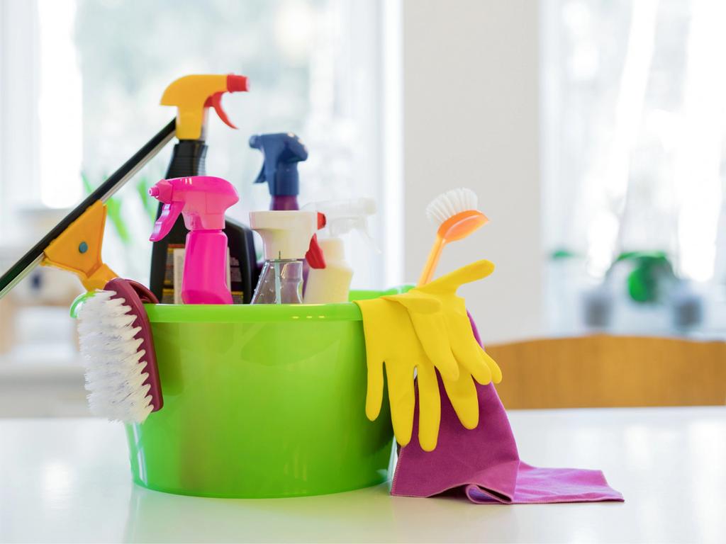 Schoonmaakster aangeboden, cleaning service, Koken