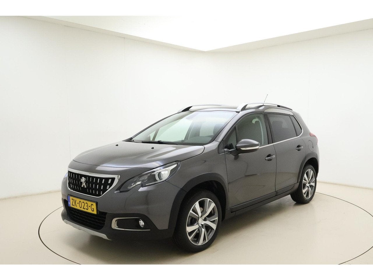 Peugeot 2008 1.2 PureTech Blue Lease Allure | 130PK | Trekha, Auto's, Voorwielaandrijving, 1199 cc, 49 €/maand, Origineel Nederlands