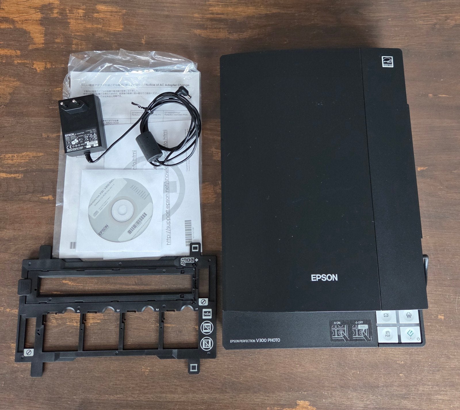 Epson Perfection V300 Photo Scanner Compleet & Krasvrij Glas, Ophalen, Zo goed als nieuw, Fotoscanner, Epson
