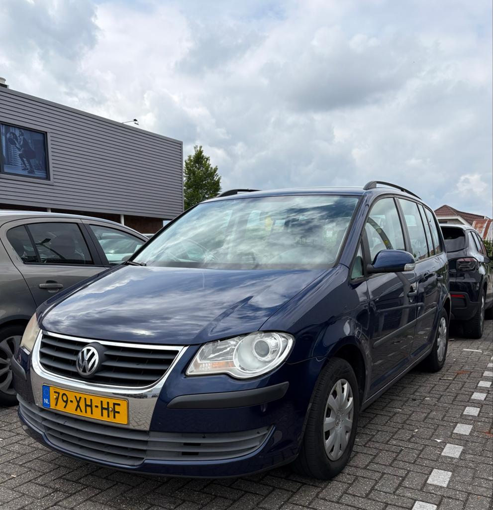 Volkswagen Touran 1.6 75KW 2007 Blauw, Auto's, Volkswagen, Voorwielaandrijving, 4 cilinders, Blauw, 7 stoelen