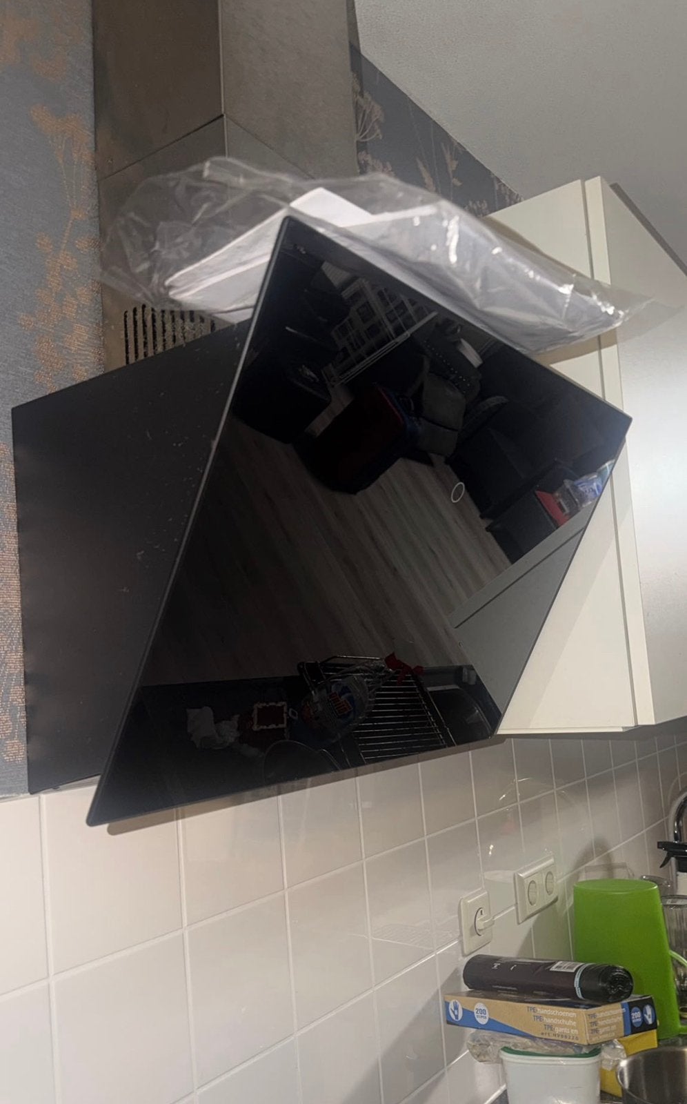 afzuigkap van Mediamarkt met glazen scherm - Z.G.A.N., Witgoed en Apparatuur, Ophalen, Zo goed als nieuw, 200 tot 400 m³ per uur