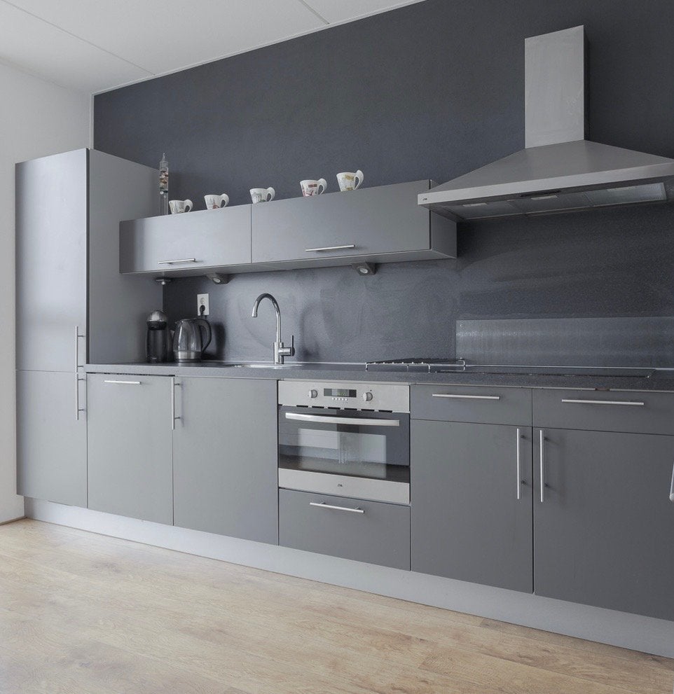 Complete moderne keuken met inbouwapparatuur, Huis en Inrichting, Keuken | Complete keukens, Gebruikt, Enkelwandige keuken, Grijs