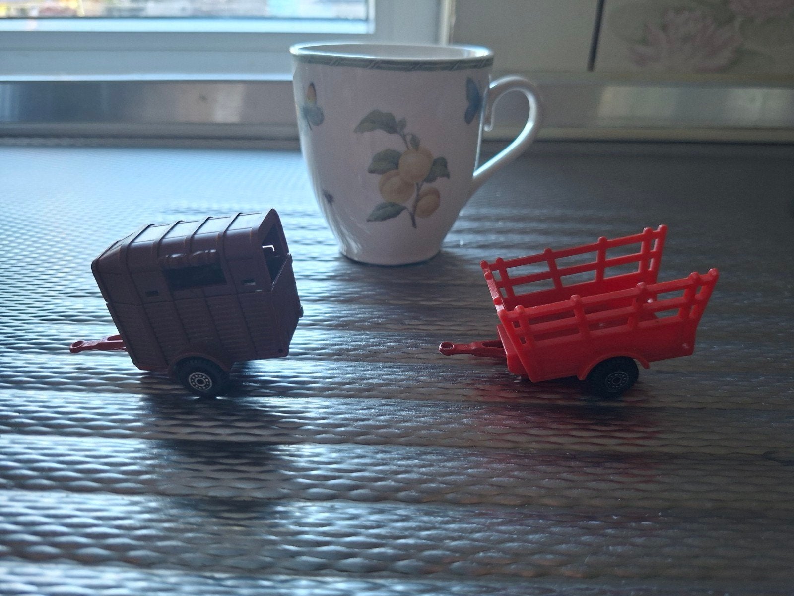 Majorette vintage nr. 323 vee-aanhanger en paarde-trailer., Ophalen of Verzenden, Gebruikt, Tractor of Landbouw, Overige merken