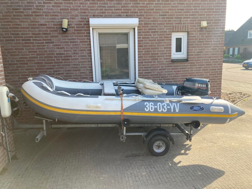 Hibo 390 met motor en trailer, Ophalen, Zo goed als nieuw, Overige typen