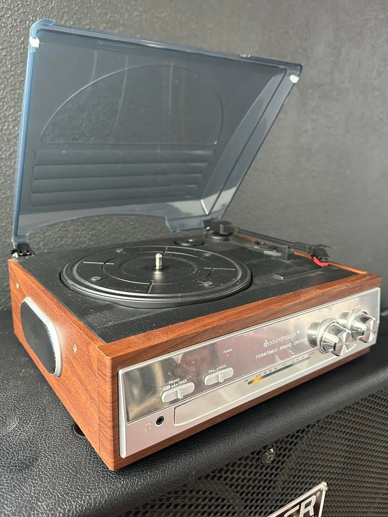 Soundmaster platenspeler/radio, Ophalen of Verzenden, Zo goed als nieuw, Platenspeler, Overige merken