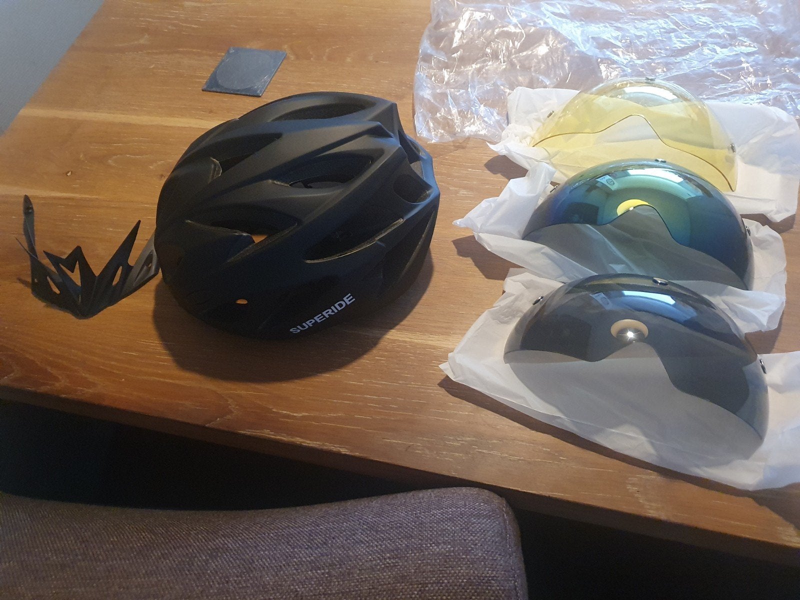 Fietshelm met 3 magnetische zonnebrillen en zonneklep, Ophalen of Verzenden, Nieuw, XL, Heer of Dame