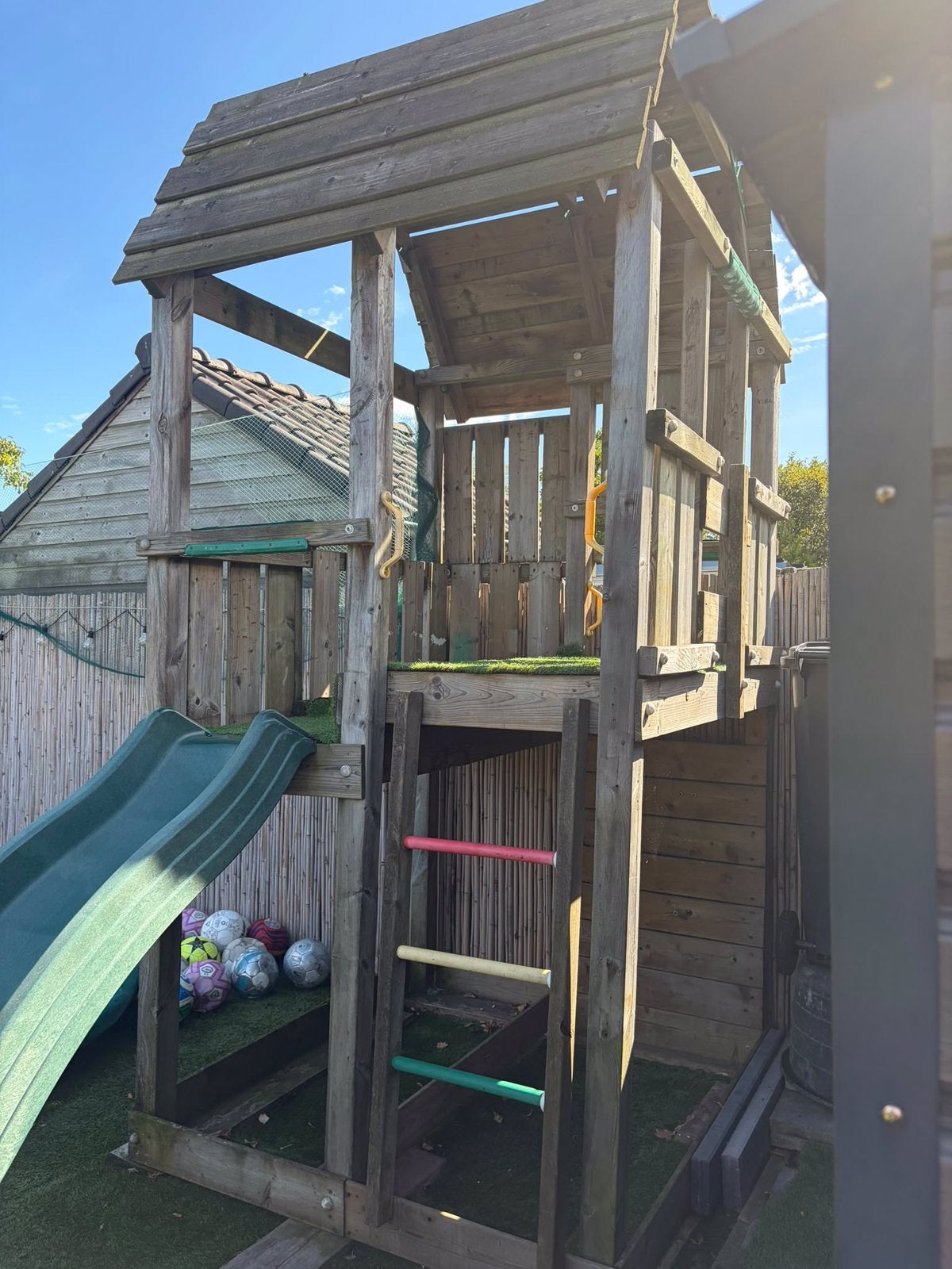 Speelhuis met glijbaan, Kinderen en Baby's, Ophalen, Gebruikt, Hout