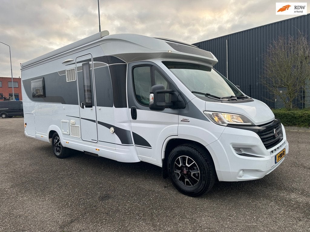 HOBBY OPTIMA QUEENSBED, Caravans en Kamperen, Campers, Airbags, Hobby, Hobby, Navigatie