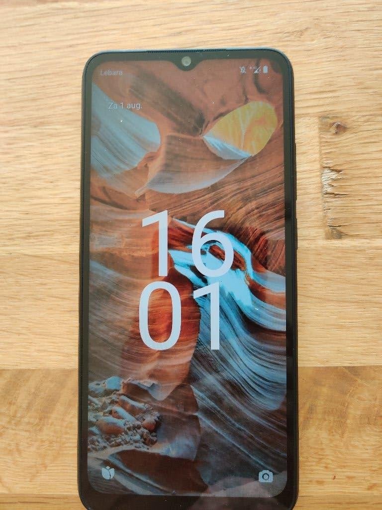 mobiele telefoon 32gb, Ophalen, Zo goed als nieuw, Klassiek of Candybar, Zonder simlock