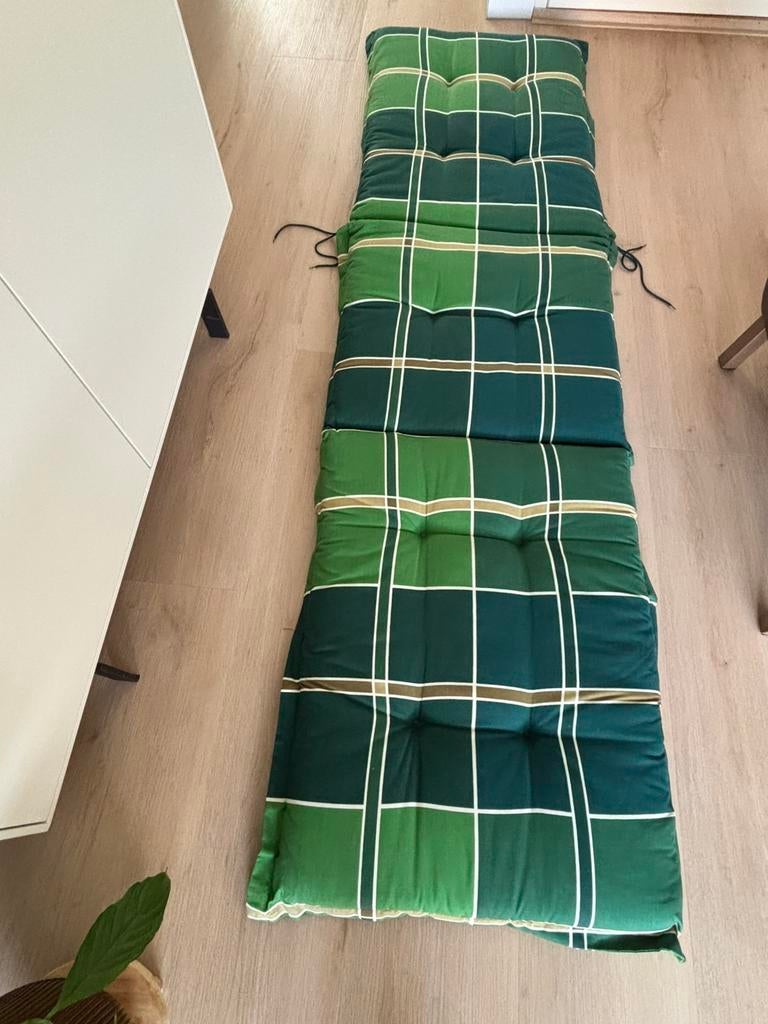 Dik Tuinkussen voor ligbed. Maat 63x200. Merk : Madison, Ophalen, Zo goed als nieuw, Overige materialen