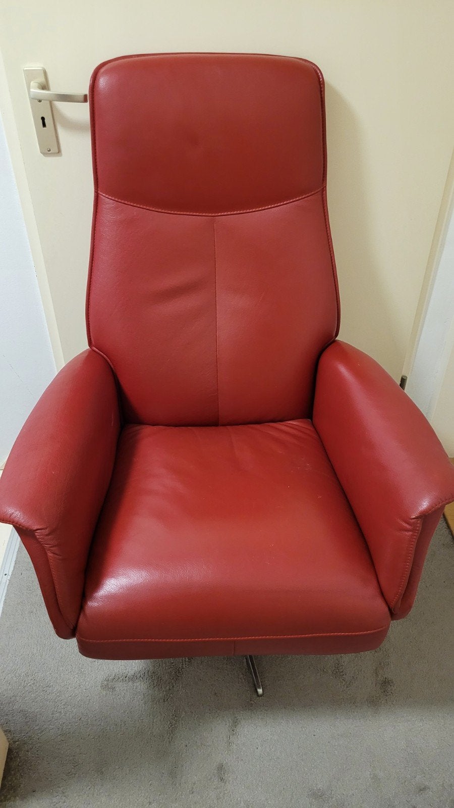 Fauteuil, rood, relax, leder, slaapstand, Ophalen, 75 tot 100 cm, Leer, 50 tot 75 cm