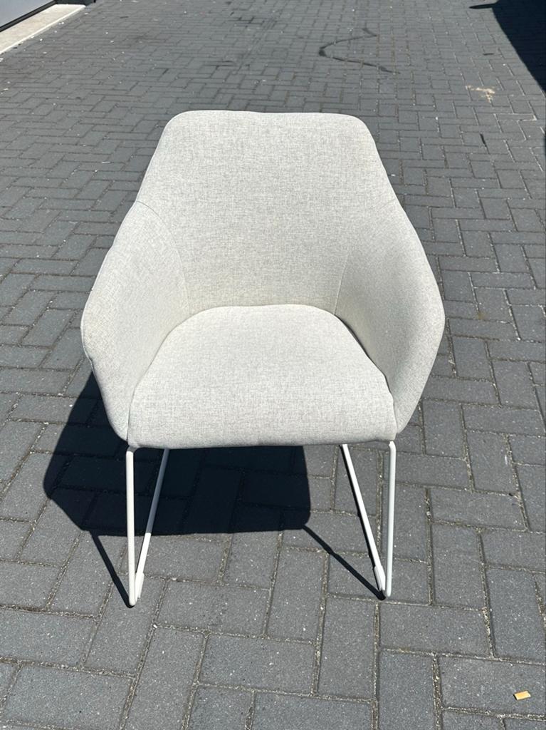 Ikea Tossberg stoel- 1 stuk, Ophalen, Wit, Zo goed als nieuw, Metaal