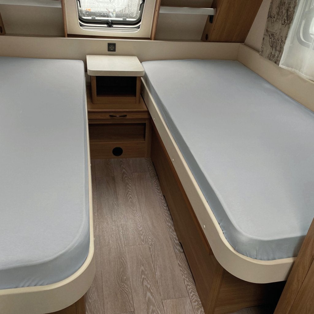 Enkele bedden Hoeslaken set 2 Delig Lichtgrijs, Buurserstraat 15 A, 7481 EG,Haaksbergen, Ophalen of Verzenden, Info@123CamperOnderdelen.nl