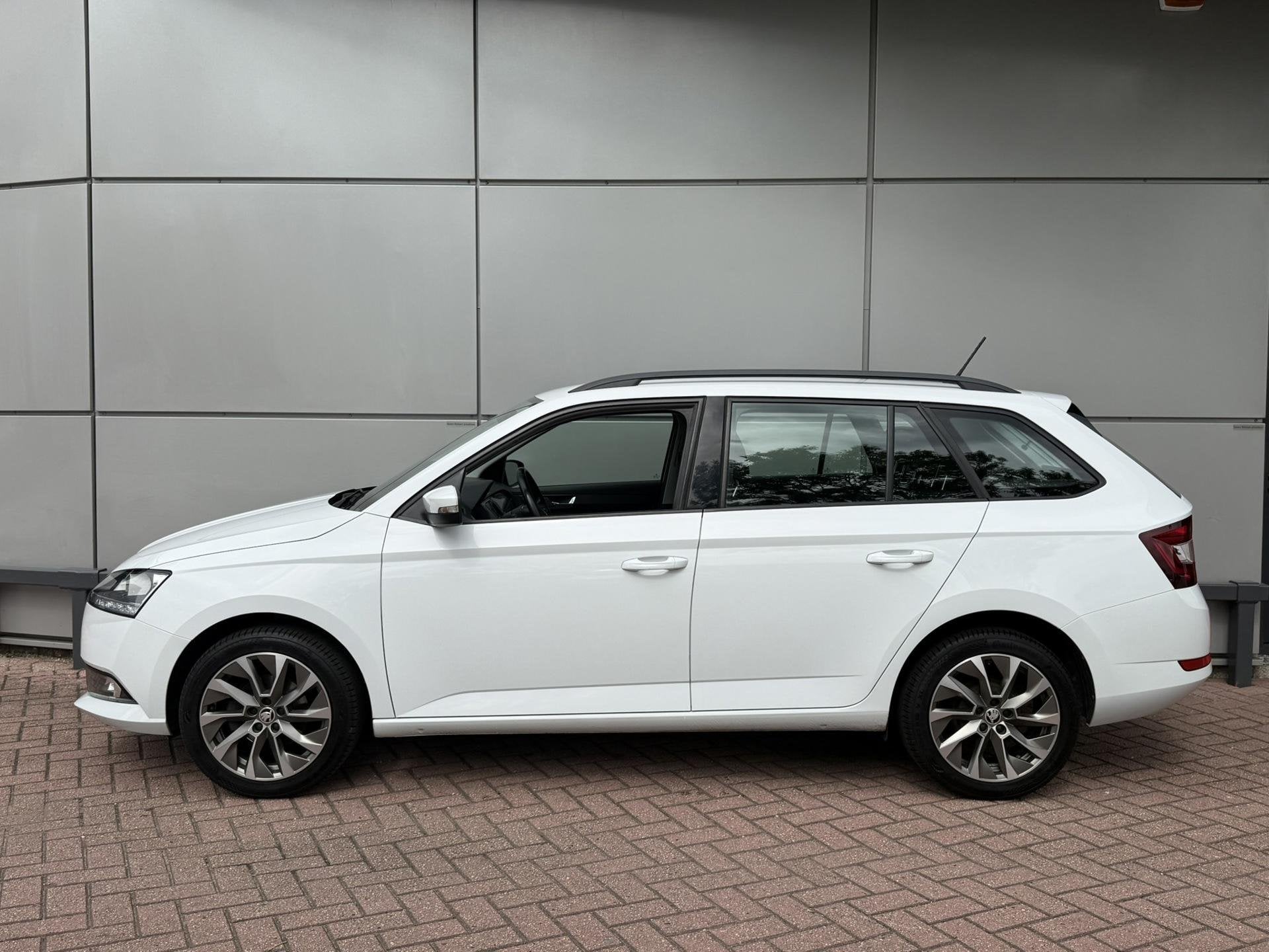 Skoda Fabia Combi 1.0 TSI Business Edition | Trekhaak | Navi, Auto's, Voorwielaandrijving, Stof, Gebruikt, 95 pk