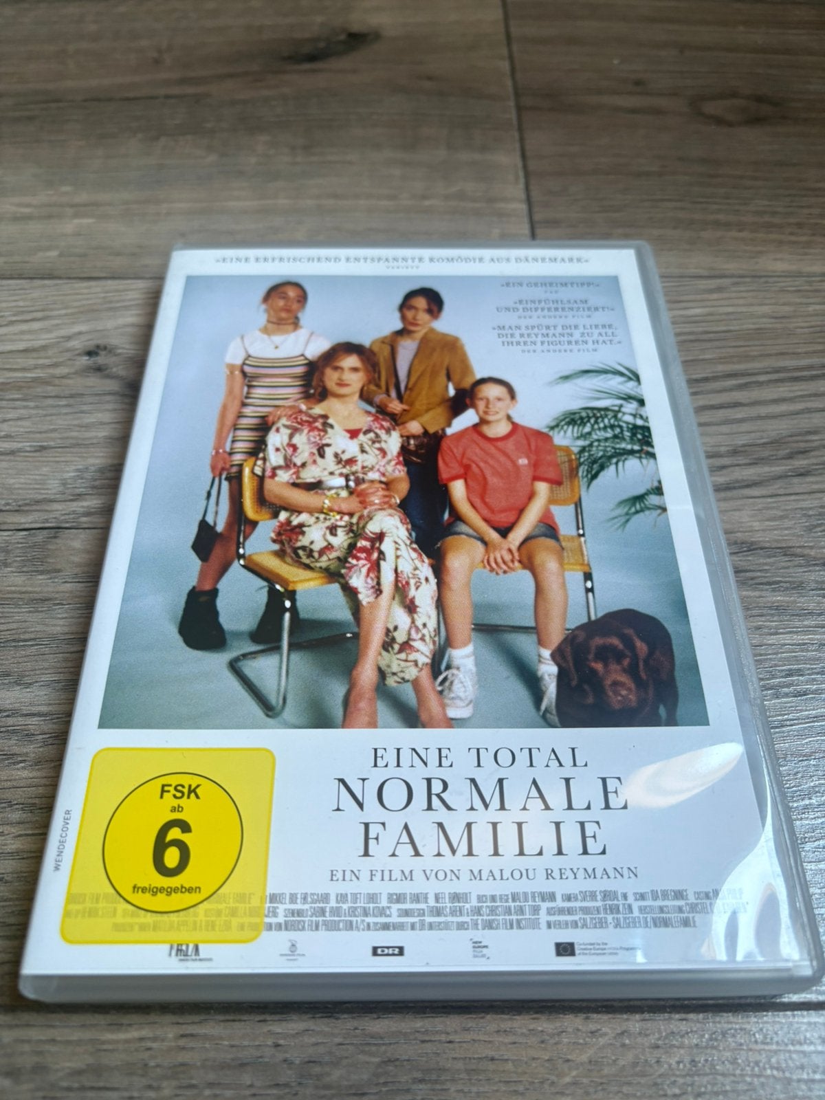 Eine Total Normale Familie van Malou Reymann, Ophalen of Verzenden, Zo goed als nieuw, Overige gebieden
