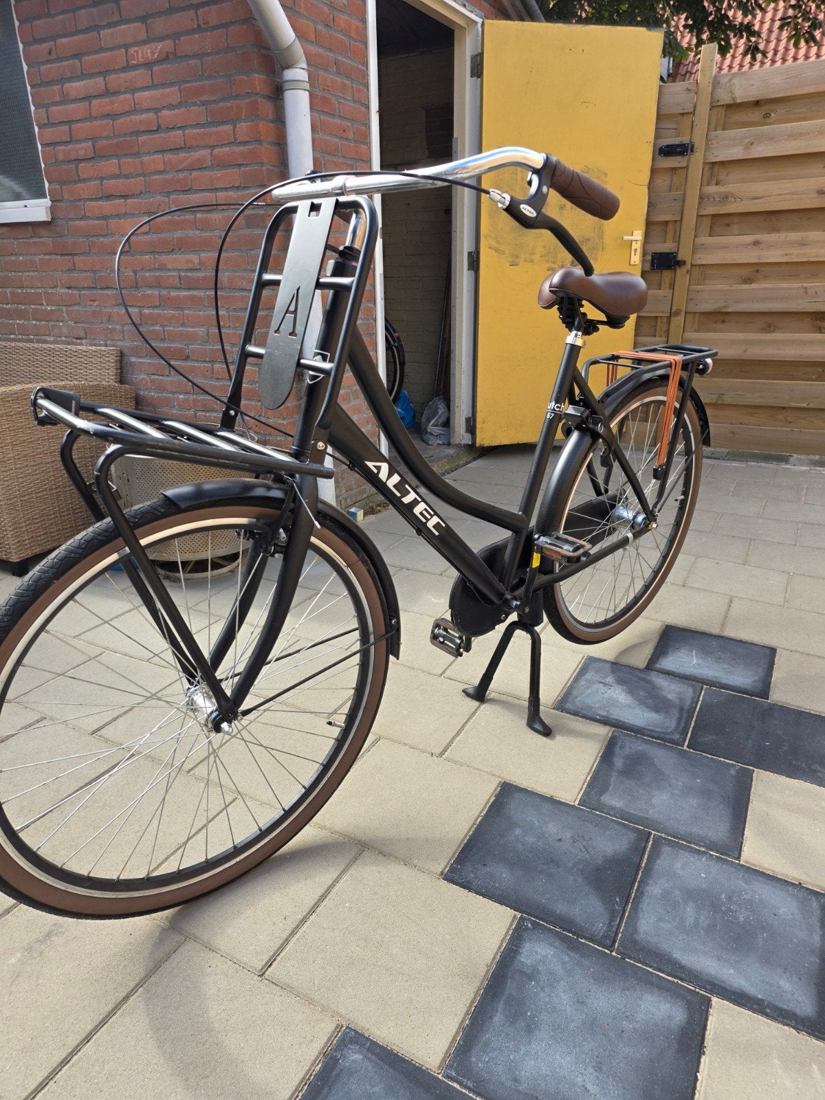 Altec fiets met voordrager en terugtraprem, Overige merken, Terugtraprem, (Extra) lage instap, Ophalen of Verzenden