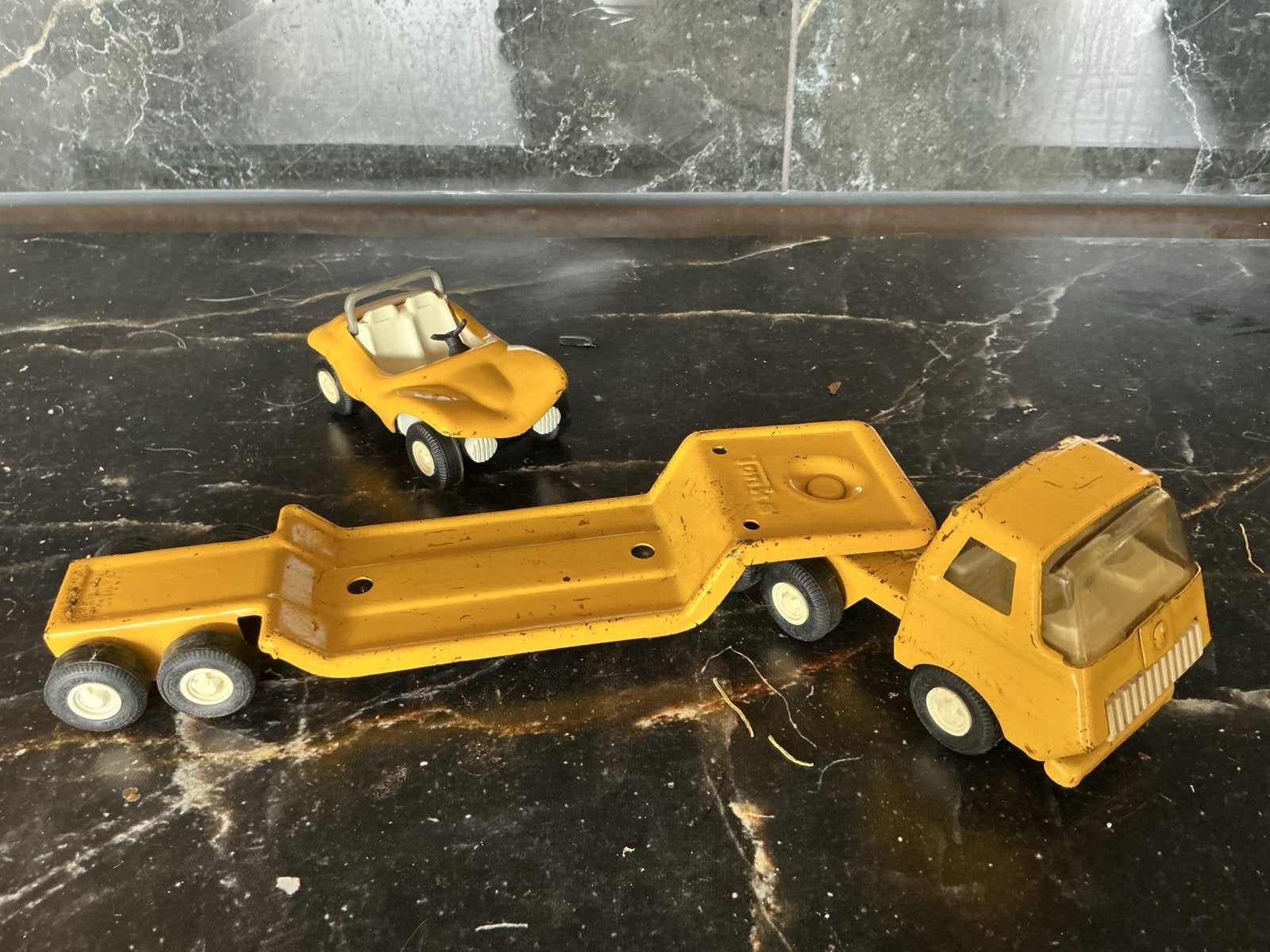 Vintage Tonka Vrachtwagen met Buggy - Geel Speelgoed, Ophalen, Gebruikt