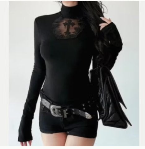 Prachtige zwarte Gothic top / shirt met kruis, Kleding | Dames, Tops, Ophalen of Verzenden, Nieuw, Zwart, Lange mouw